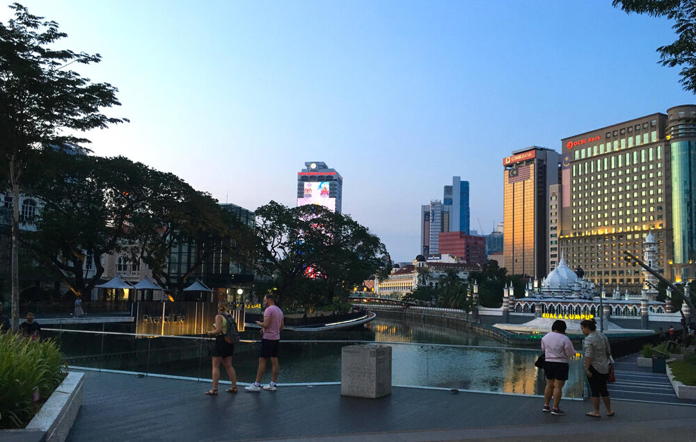 Avenue J is just a few steps away from the River of Life, a great place to have a stroll in the evening.